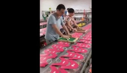 殺馬特消亡錄 一場(chǎng)被時(shí)代口水淹沒(méi)的日用消費(fèi)革命